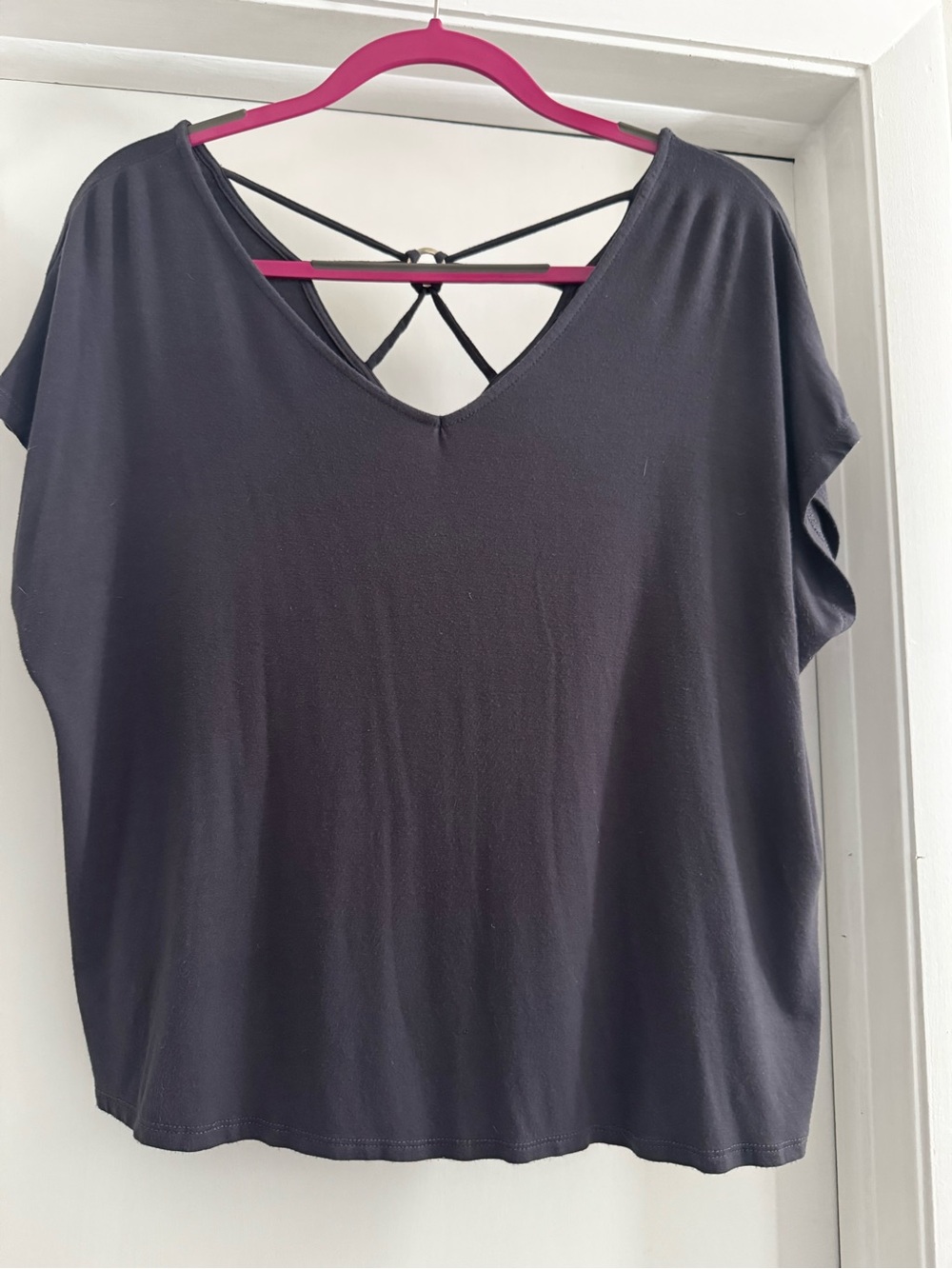 Women’s Dark Gray Short Sleeve V-Neck Top with Strappy Back